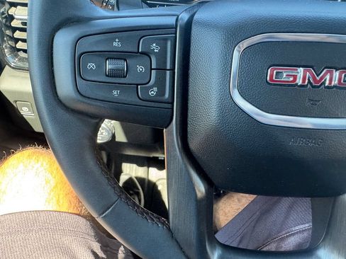 Used 2024 GMC Sierra 1500 AT4 w/ Technology Package AWD/4WD image 24