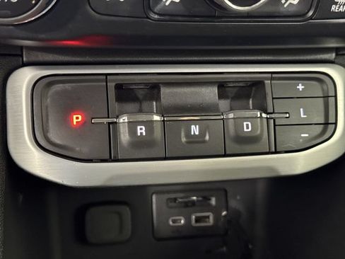 Used 2023 GMC Acadia SLE w/ Driver Convenience Package AWD/4WD image 15