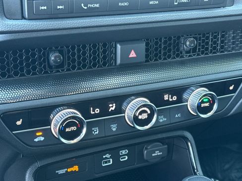 Used 2025 Honda CR-V EX image 22