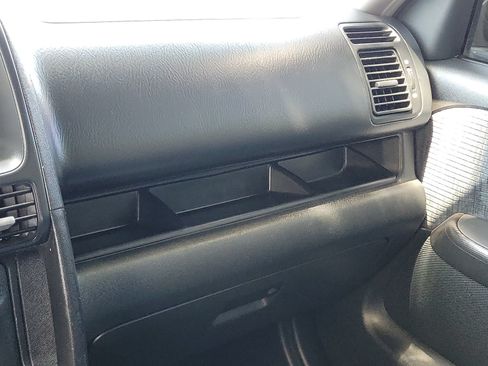 Used 2004 Honda CR-V LX image 26