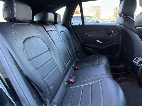 Used 2022 Mercedes-Benz GLC 300 4MATIC image 16