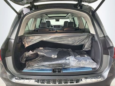 New 2026 Mercedes-Benz GLS 450 4MATIC image 29