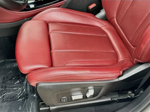 Used 2023 BMW X4 xDrive30i w/ Convenience Package AWD/4WD image 19
