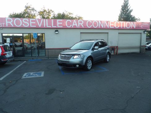 Used 2011 Subaru Tribeca Limited w/ PWR Moonroof Pkg AWD/4WD image 1