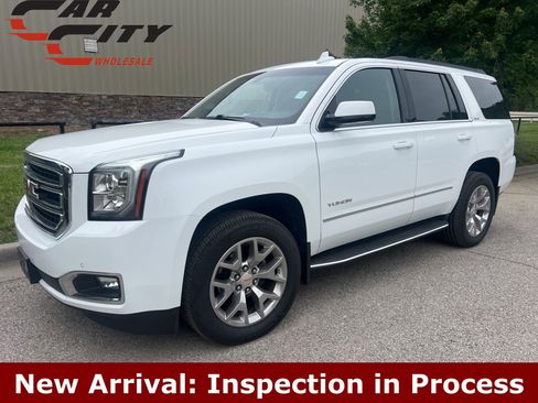 Used 2019 GMC Yukon SLE w/ SLE Value Package AWD/4WD image 1