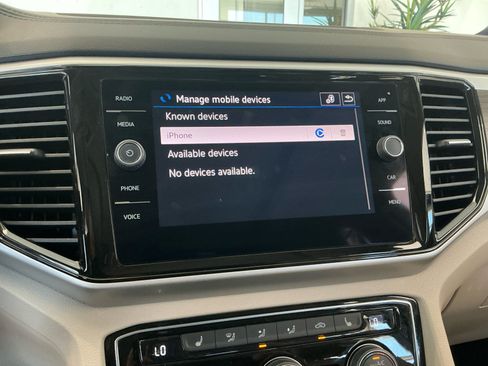 Used 2023 Volkswagen Atlas SE w/ Panoramic Sunroof Package FWD image 25
