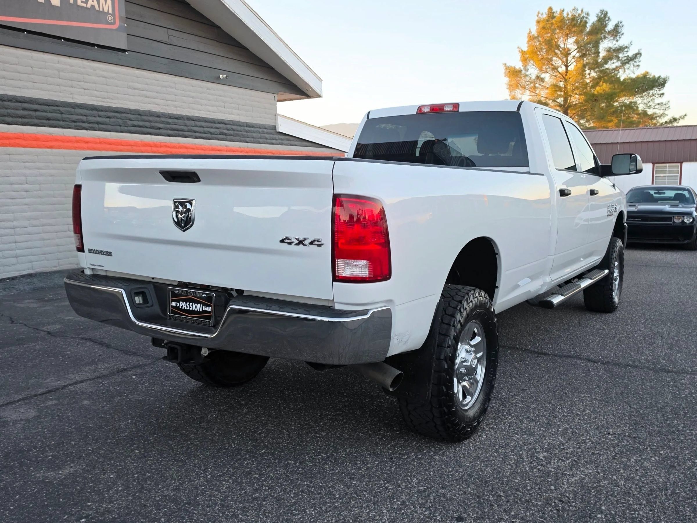 Used 2016 RAM 3500 Tradesman w/ Chrome Appearance Group AWD/4WD image 5