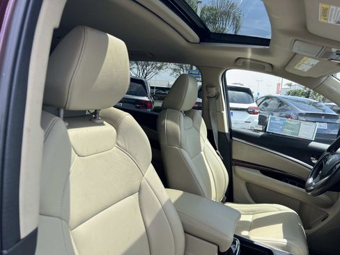 Used 2017 Acura MDX FWD image 32