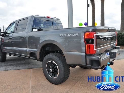 New 2026 Ford F250 Platinum image 3