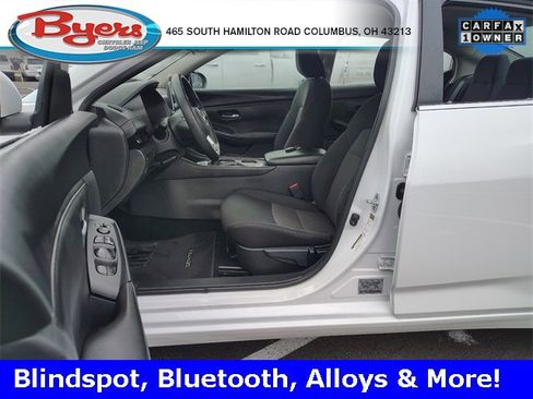 Used 2023 Nissan Sentra SV image 2