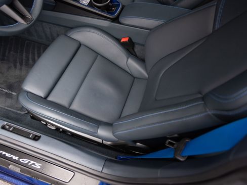 Certified 2024 Porsche 911 Carrera GTS image 23