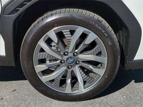 Used 2025 Subaru Forester Touring image 11