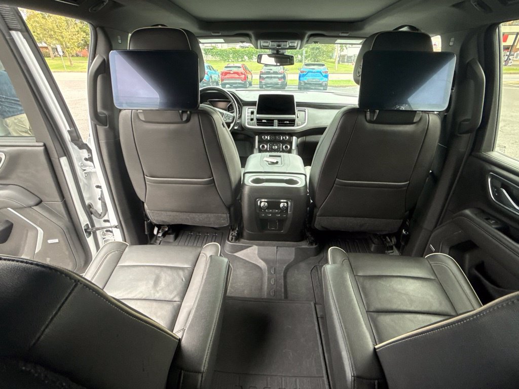 Used 2021 GMC Yukon SLT AWD/4WD image 17