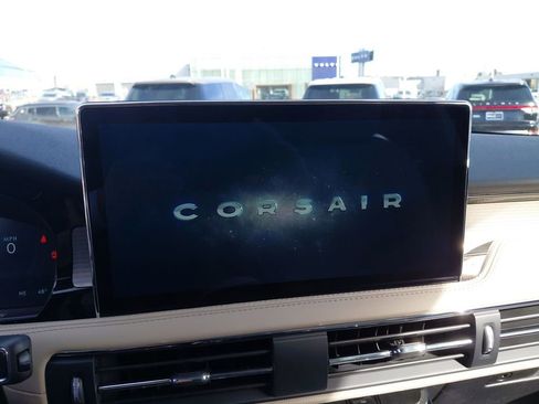 New 2026 Lincoln Corsair Premiere image 18