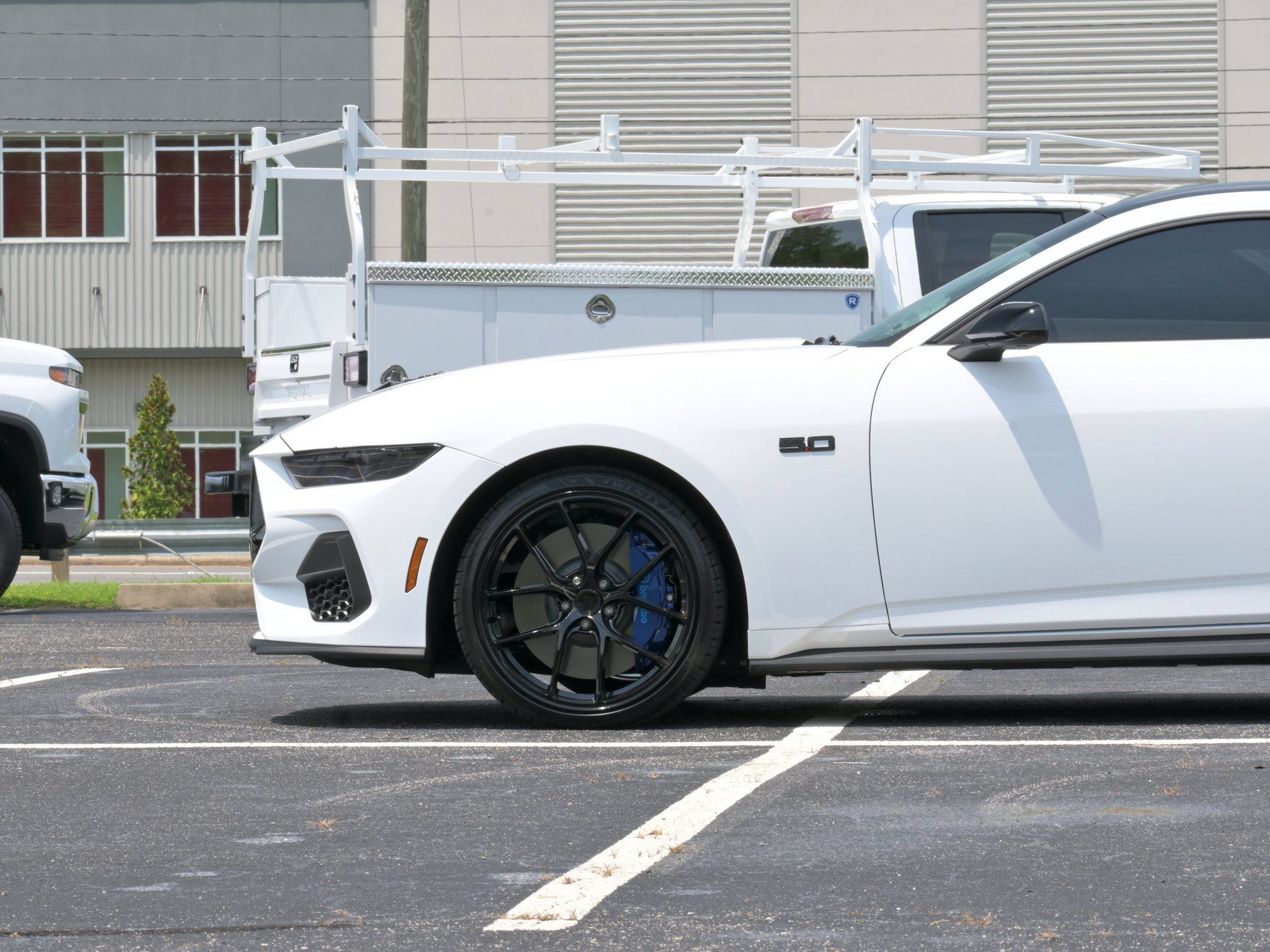 Used 2026 Ford Mustang GT Premium w/ GT Performance Package RWD image 5