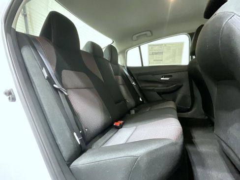 New 2026 Nissan Sentra SR FWD image 19