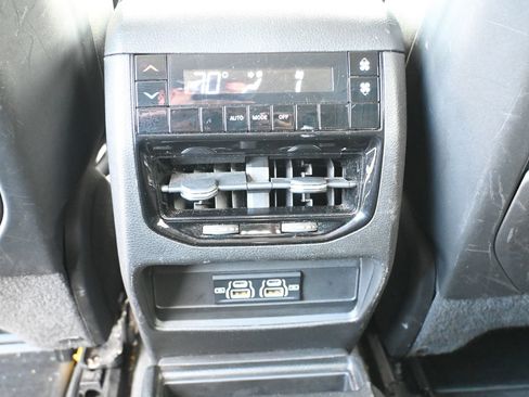 Used 2023 Jeep Grand Cherokee L Laredo AWD/4WD image 29