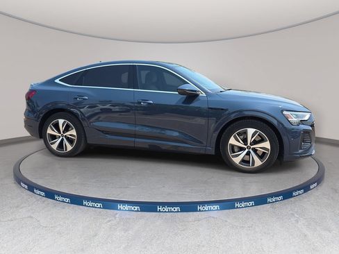 Used 2024 Audi Q8 e-tron Premium Plus w/ Premium Plus Package AWD/4WD image 5