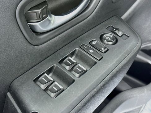 Certified 2024 Honda Pilot Touring image 18