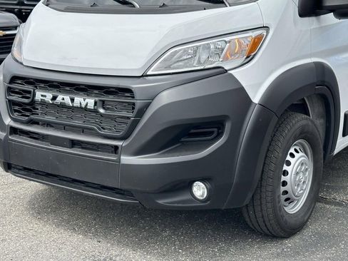 Used 2026 RAM ProMaster 2500 w/ Convenience Group FWD image 8