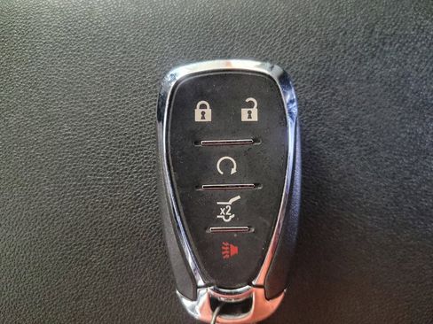 Used 2024 Chevrolet Equinox LT w/ LPO, Floor Liner Package image 32