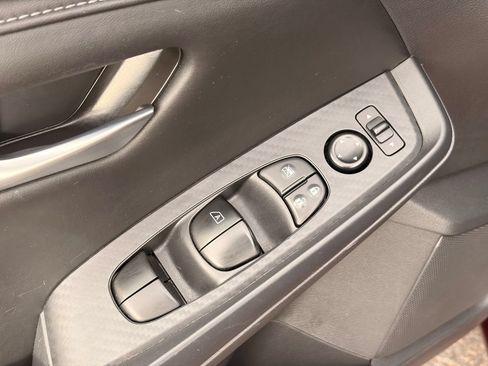 Certified 2024 Nissan Sentra SV FWD image 22