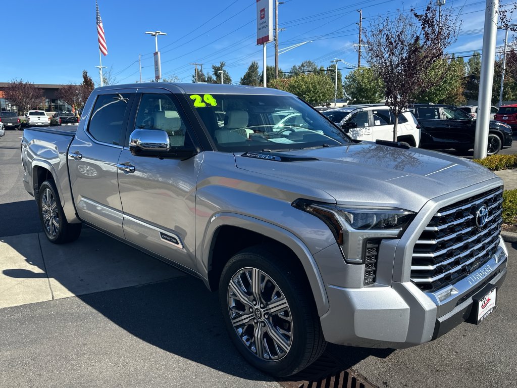 Used 2024 Toyota Tundra Capstone AWD/4WD image 7