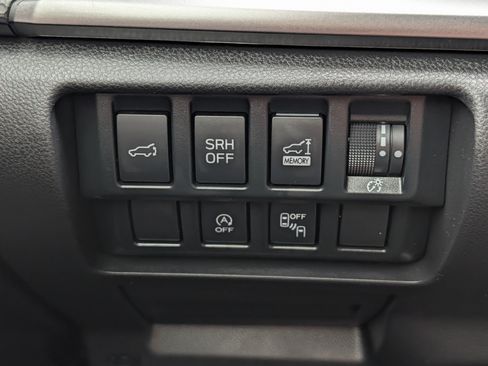 Used 2024 Subaru Forester Premium AWD/4WD image 26