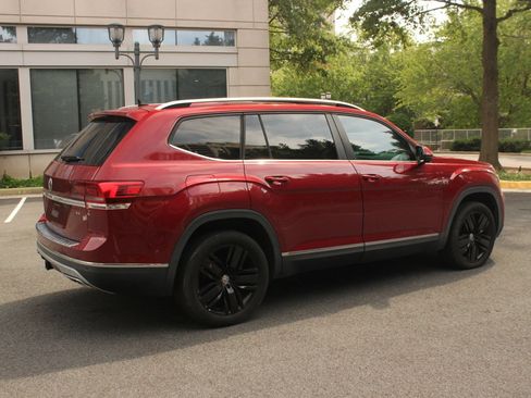 Used 2018 Volkswagen Atlas SEL FWD image 7