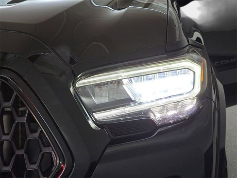 Used 2021 Toyota Tacoma Limited w/ Nightshade Package image 33