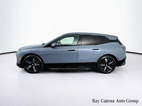 Used 2024 BMW iX xDrive50 w/ Premium Package AWD/4WD image 4
