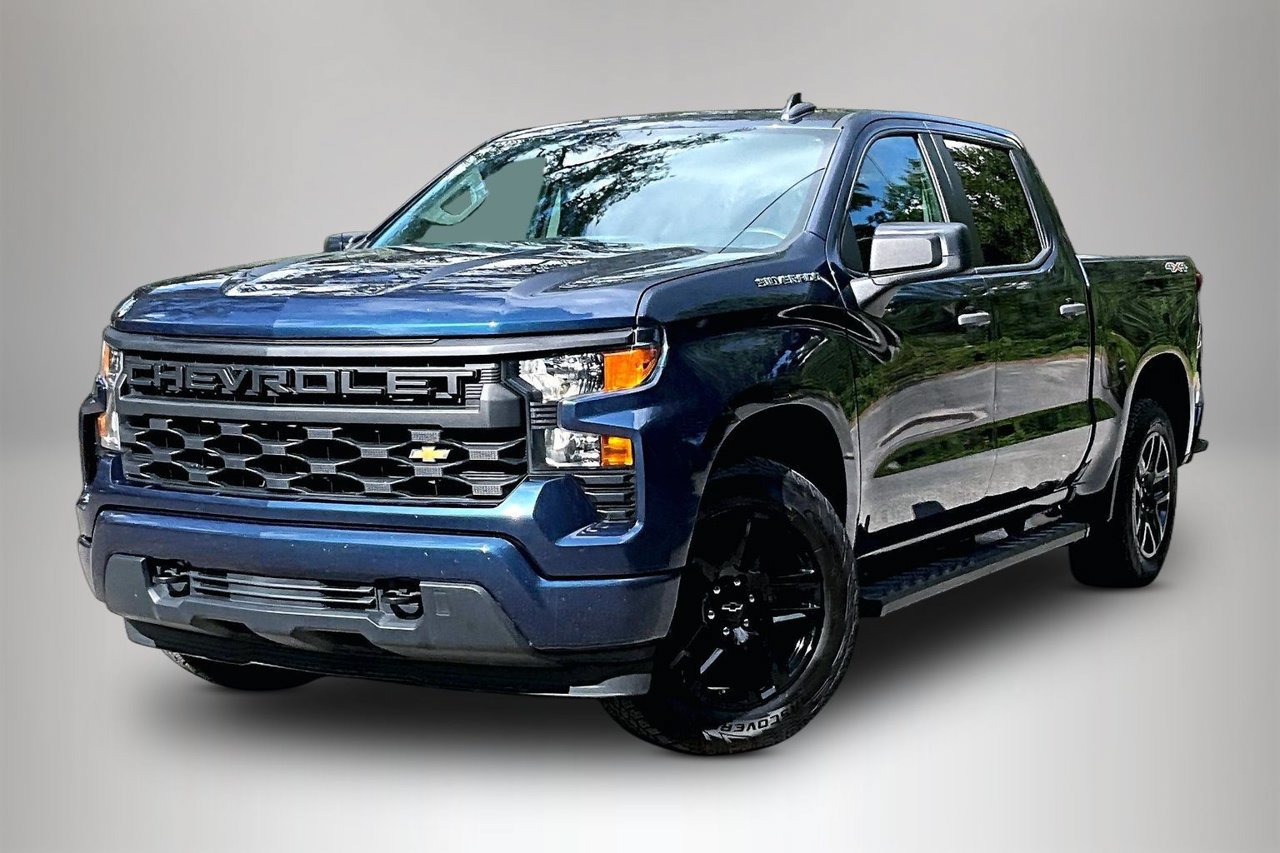 Used 2022 Chevrolet Silverado 1500 Custom AWD/4WD image 1