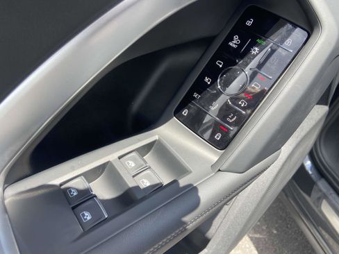 New 2025 Audi Q5 Premium Plus image 21