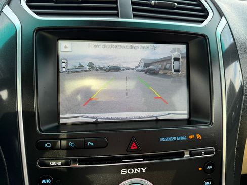 Used 2017 Ford Explorer Limited w/ Equipment Group 301A image 36