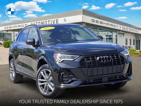 Used 2024 Audi Q3 2.0T Premium Plus w/ Premium Plus Package AWD/4WD image 1