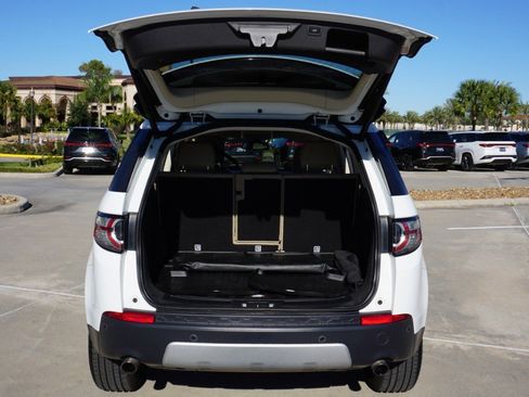 Used 2019 Land Rover Discovery Sport HSE image 33