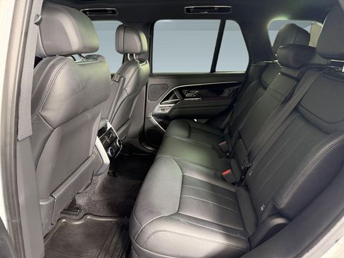 Used 2023 Land Rover Range Rover SE AWD/4WD image 13