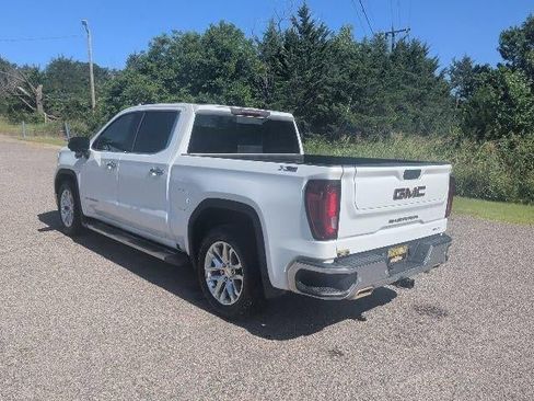 Used 2021 GMC Sierra 1500 SLT AWD/4WD image 3