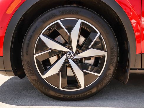 Used 2023 Volkswagen ID.4 Pro S RWD image 11
