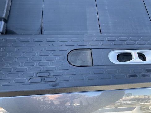 Used 2022 Rivian R1T Launch Edition image 54