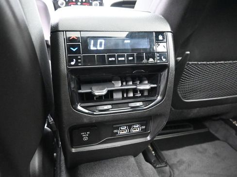 Used 2021 Jeep Grand Cherokee L Overland w/ Quick Order Package 25N image 10