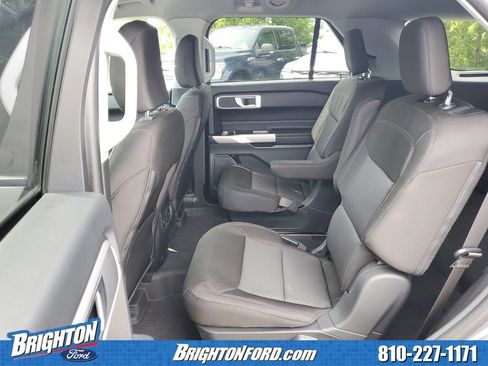 Certified 2024 Ford Explorer XLT AWD/4WD image 12