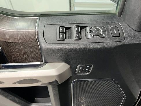Used 2020 Ford F350 Lariat w/ Lariat Ultimate Package AWD/4WD image 23