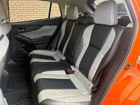 Used 2019 Subaru Crosstrek 2.0i Limited w/ Moonroof Package w/Navigation AWD/4WD image 16