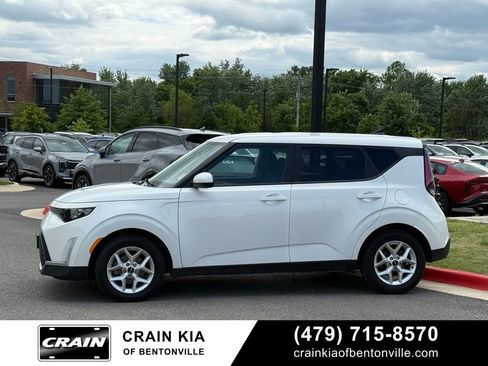 Certified 2024 Kia Soul LX w/ Option Group 015 FWD image 4