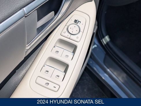 Certified 2024 Hyundai Sonata SEL AWD/4WD image 12