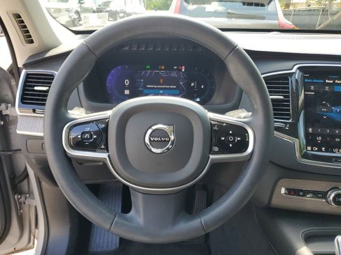 Certified 2023 Volvo XC90 B6 Ultimate w/ Protection Package Premier image 18