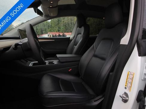 Used 2023 Tesla Model Y Long Range AWD/4WD image 3