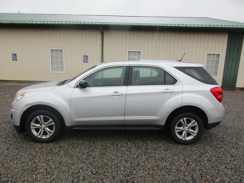 Used 2014 Chevrolet Equinox LS image 2