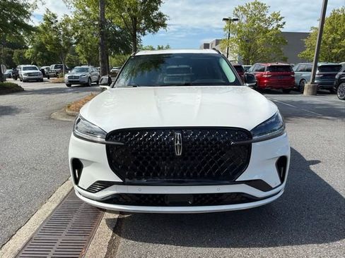 New 2025 Lincoln Aviator 2WD w/ Jet Appearance Package image 15